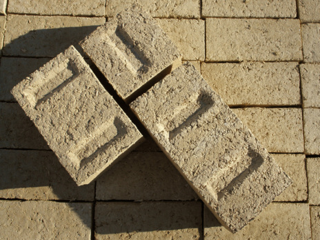 ladrillo hechos con cañamo