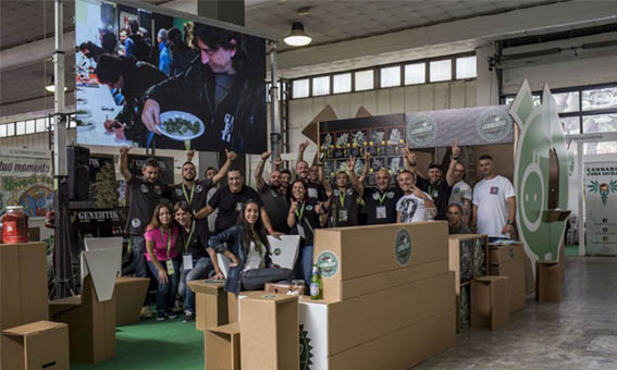Stand de Genehtik Legalized en Canapainmostra 2016