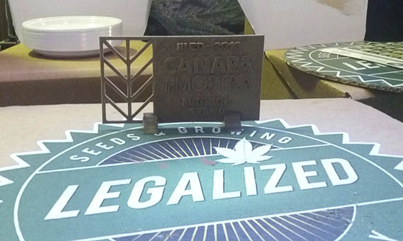 Premio al mejor stand en Canapainmostra para Legalized
